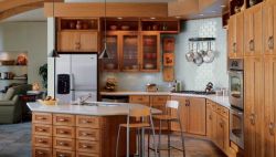 Cottage Kitchen Cabinets